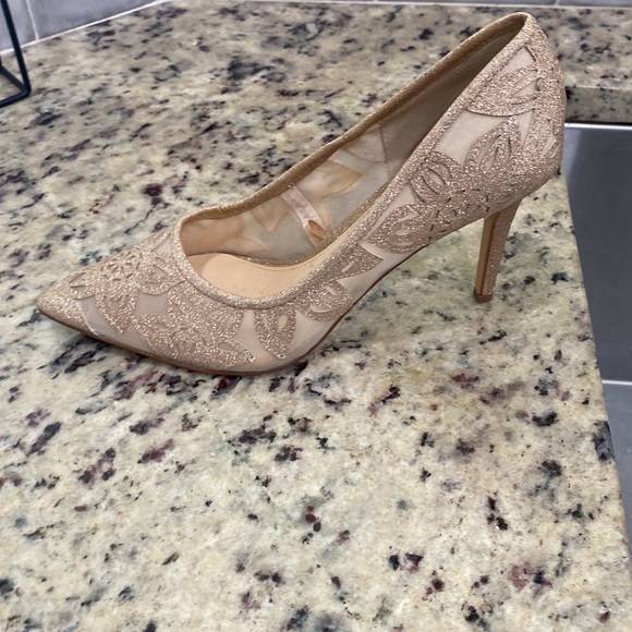 Jessica Simpson Heels - Picture 2 of 5